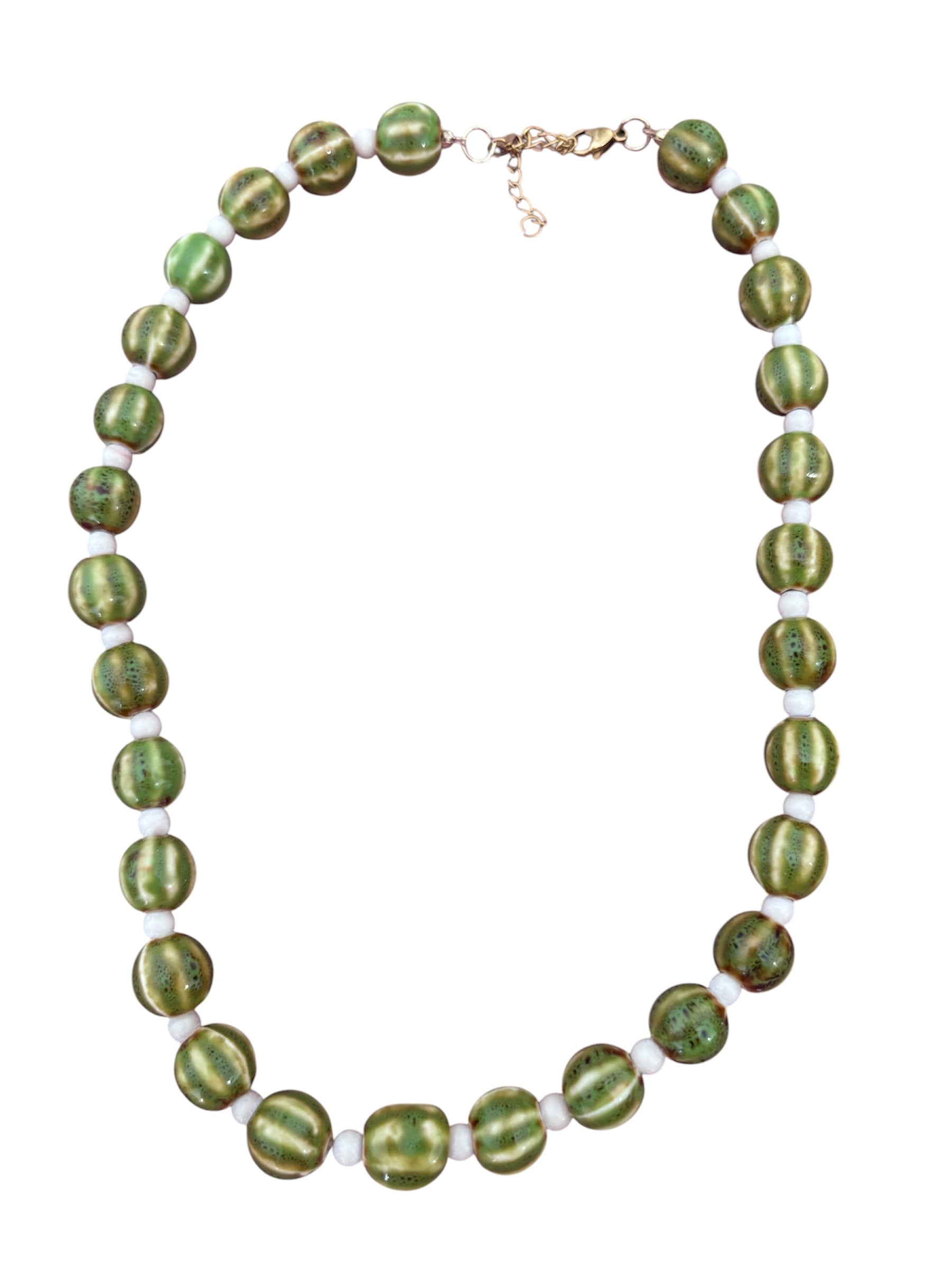 Collar abril verde oliva
